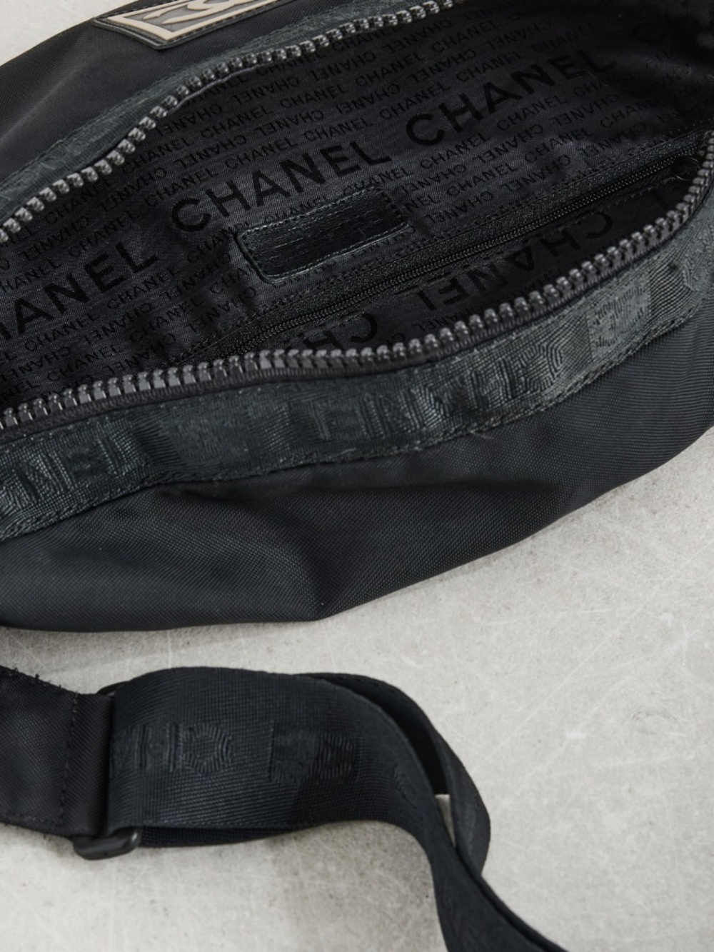 Chanel Sport Line Belt Bag - size large - Picture 4 of 4